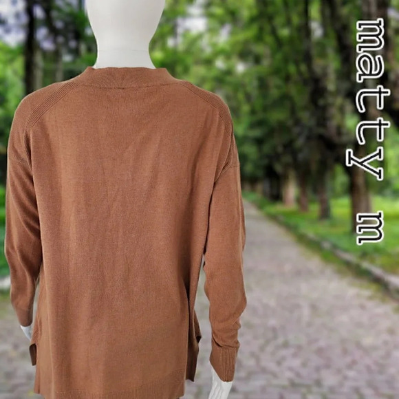 Matty M | V-Neck Sweater with Side Slits | Ribbed Hems | Camel | NWT - Picture 4 of 8